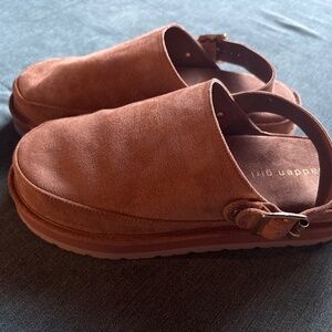 madden girl Graham Women’s Platform Clogs Size 9